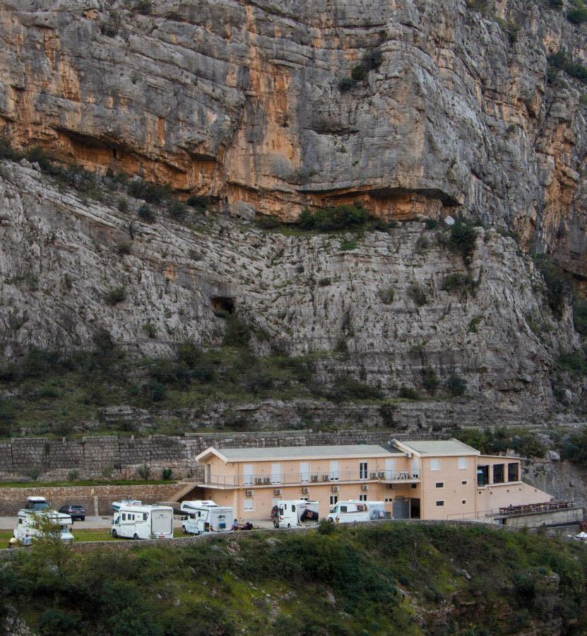 Auto Kamp Titograd Otel Podgoriçe Dış mekan fotoğraf